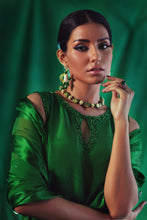 Load image into Gallery viewer, Emerald Opulence Rawsilk