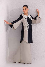 Load image into Gallery viewer, Black &amp; White