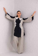 Load image into Gallery viewer, Black &amp; White